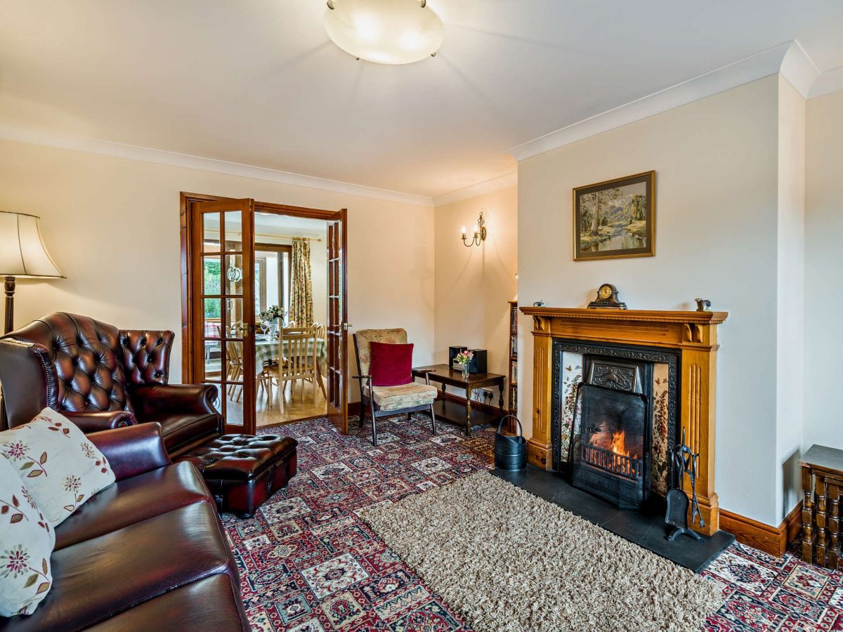Emerald Bank Cottage, listing photograph 3