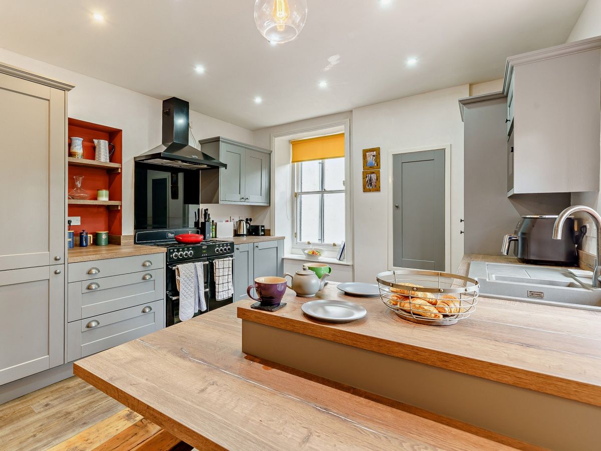 Isaac House - Cockermouth, listing photograph 7