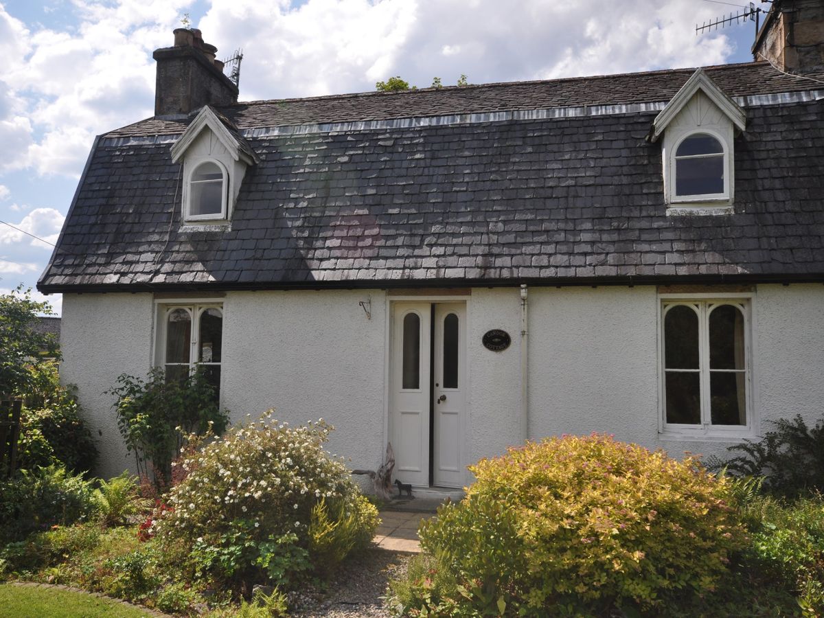 Cawdor Cottage, listing photograph 2