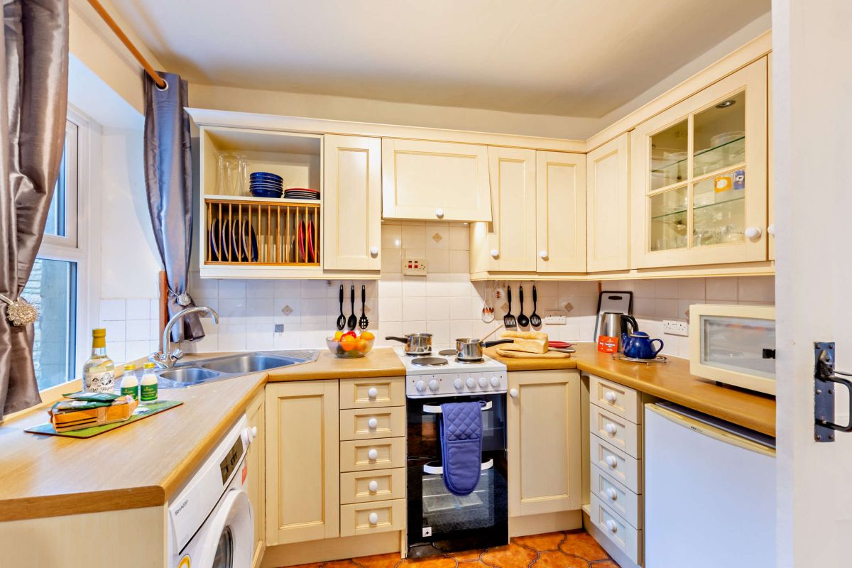 Gardenwell Cottage, listing photograph 3