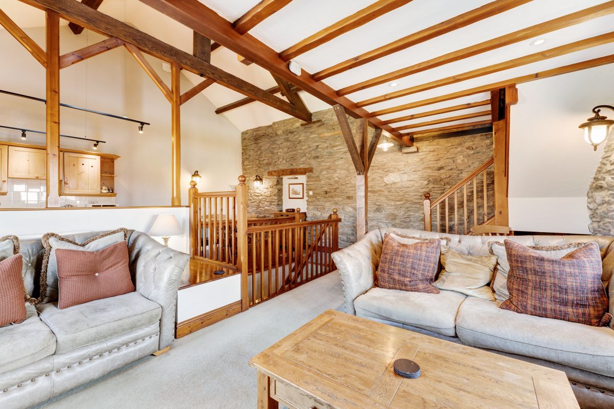 High Grove Cottage, listing photograph 4