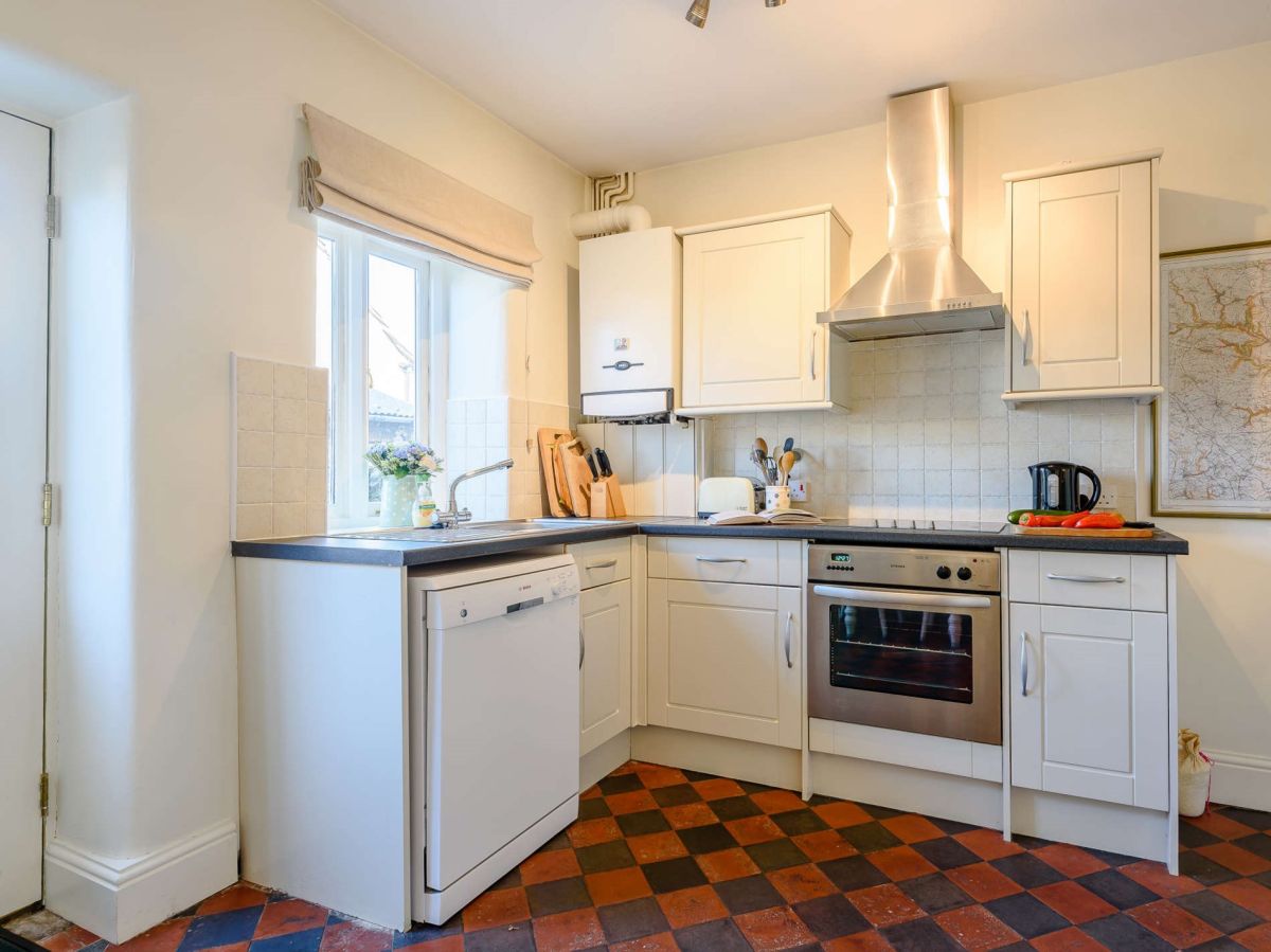 Campion Cottage - Peak, listing photograph 7