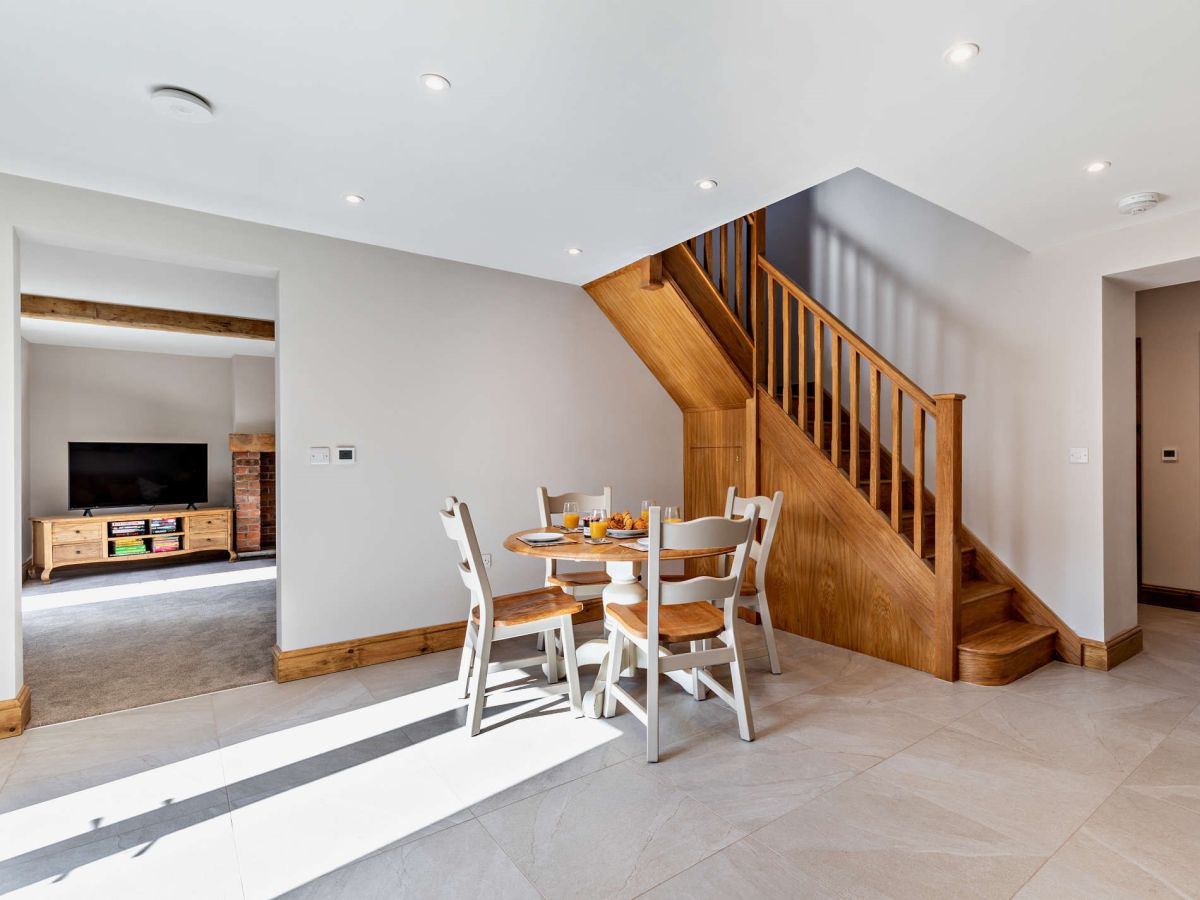 Dunwood Retreat, listing photograph 12