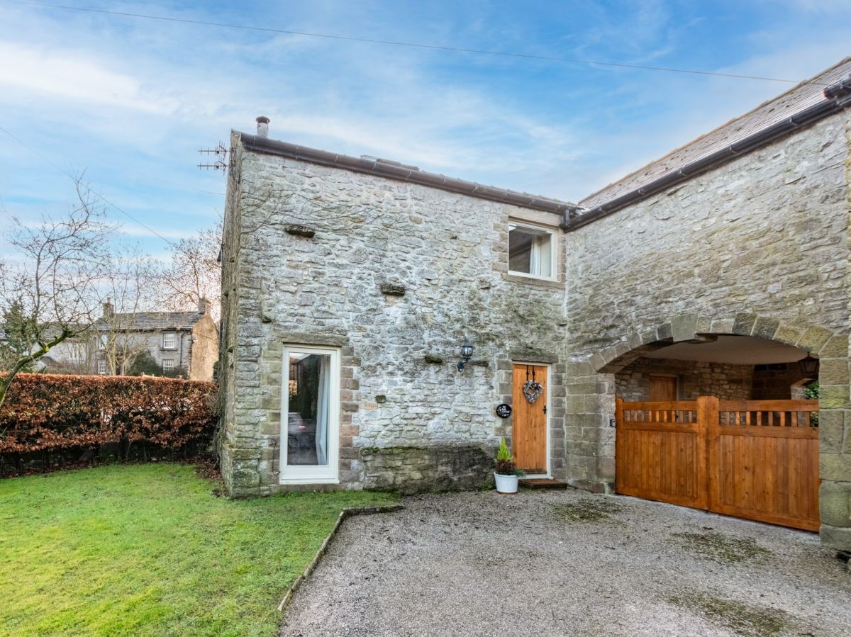 Twitter Barn Cottage, listing photograph 2