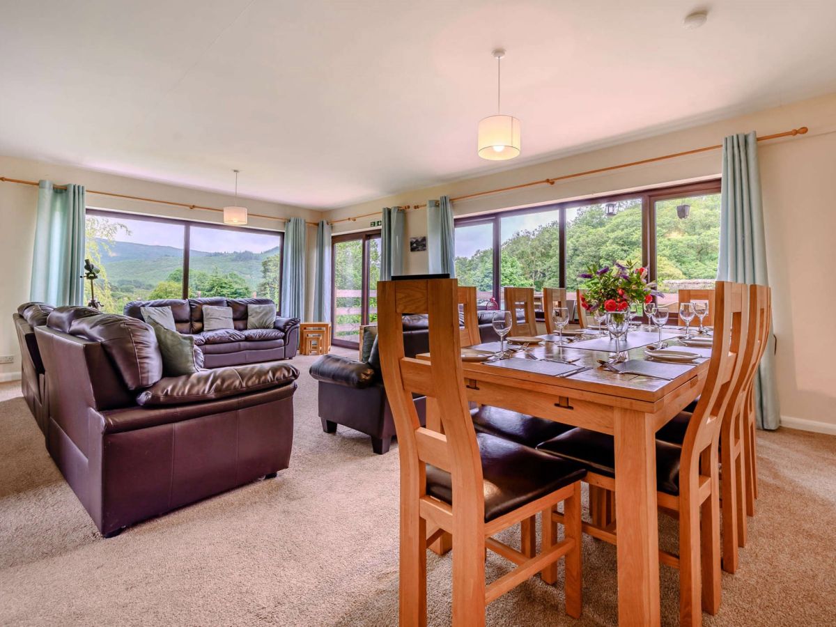 High Holme, listing photograph 5