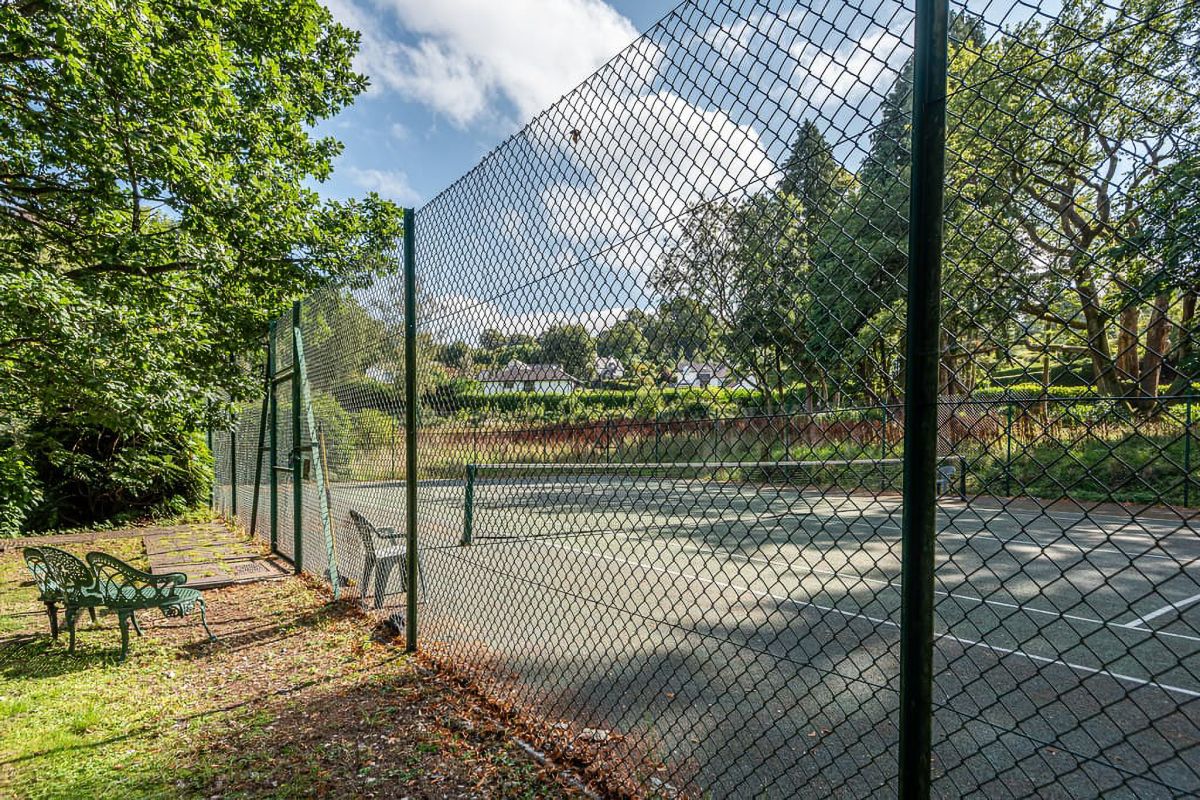 6 Meadowcroft House, listing photograph 6