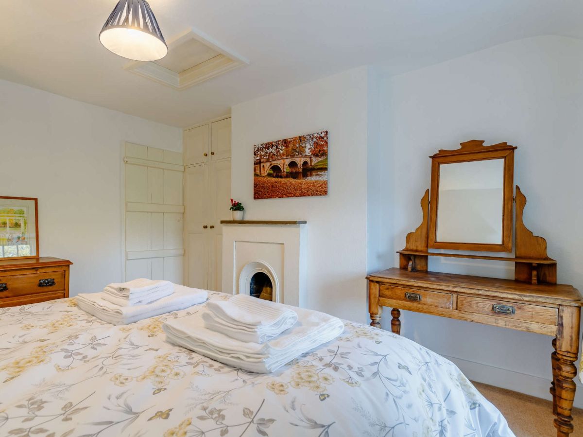 Jasmine Cottage - Ashford In The Water, listing photograph 8