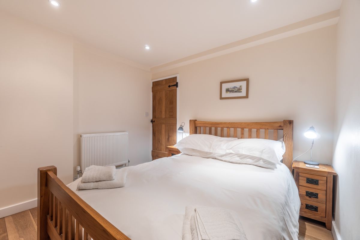 The Old Beams, listing photograph 4