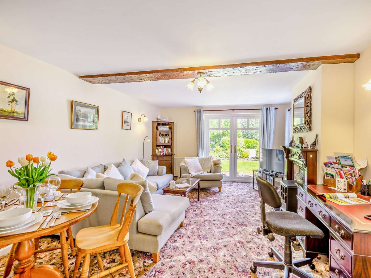 Pear Tree Cottage - Kirkby Lonsdale, listing photograph 3