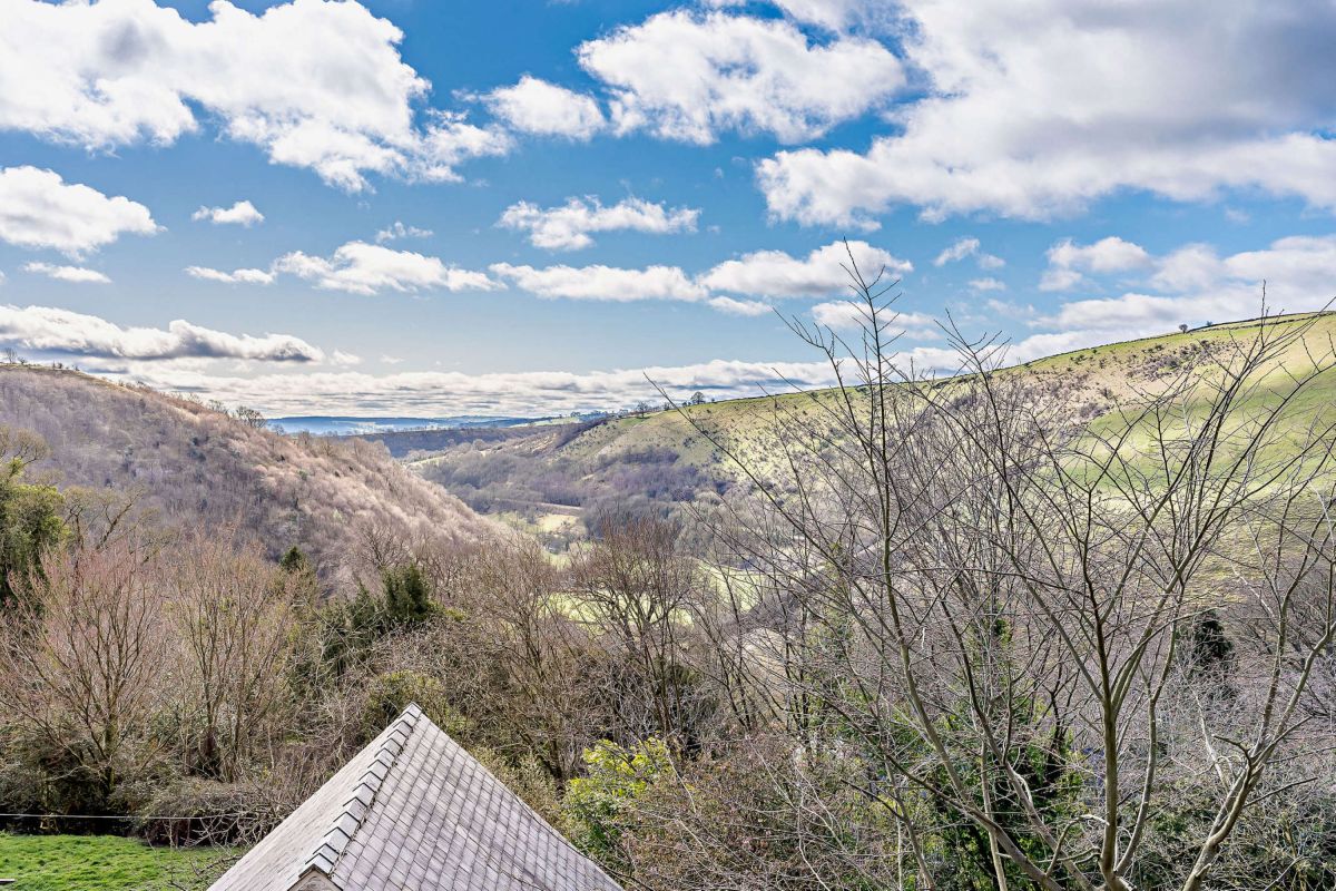 Swift Retreat, listing photograph 3