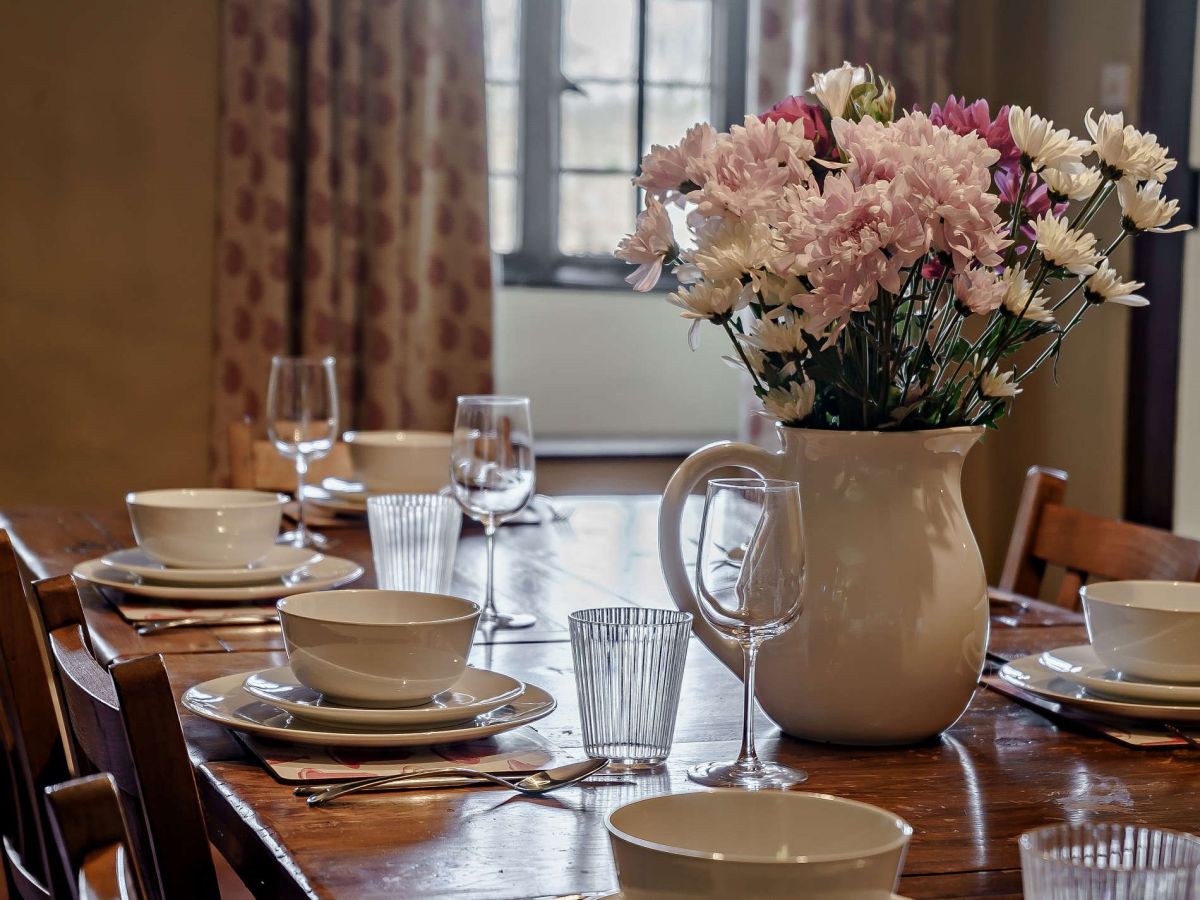 Llanover Estate - Court Farm House, listing photograph 12