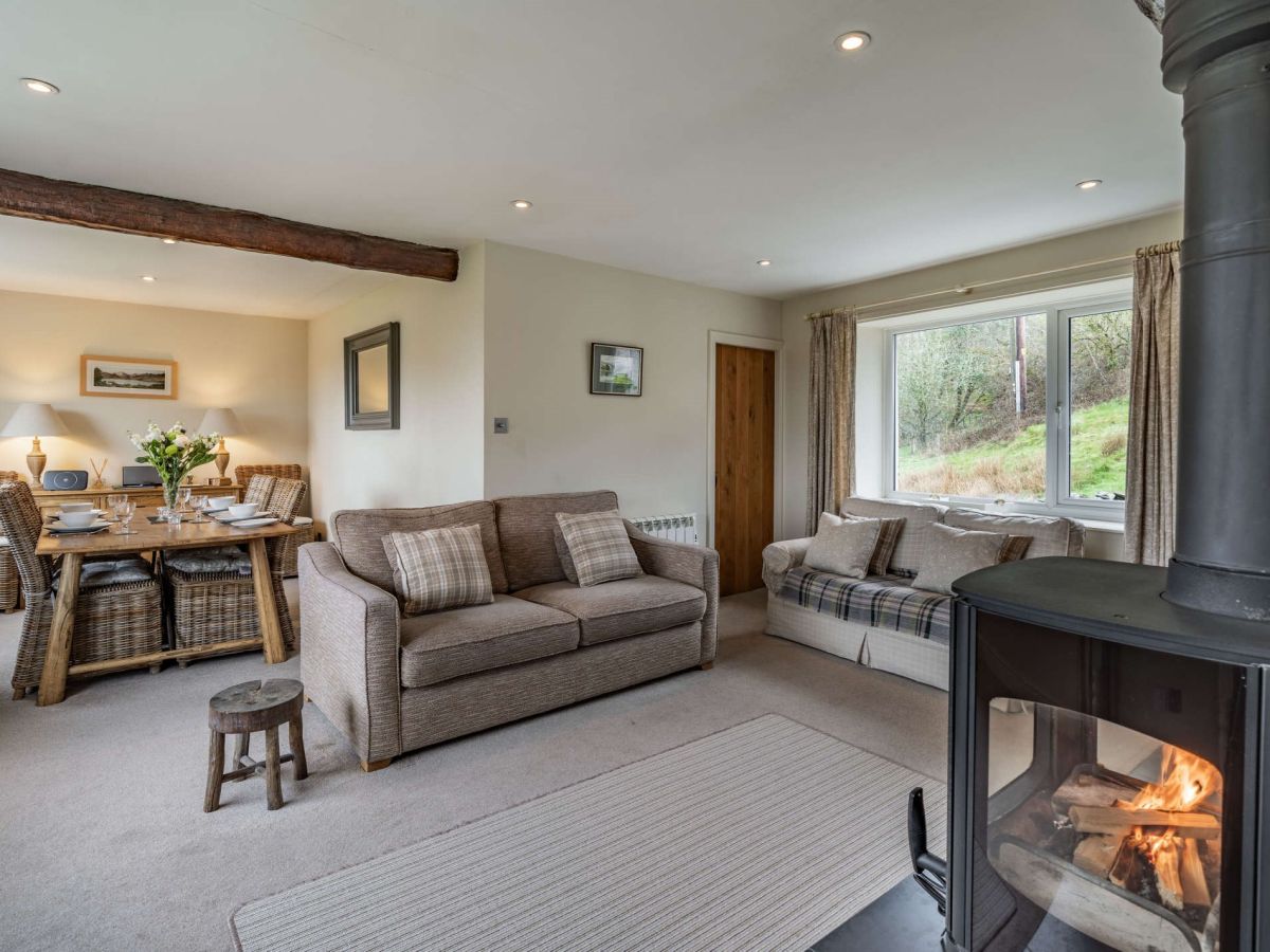 Bobtail Cottage, listing photograph 4