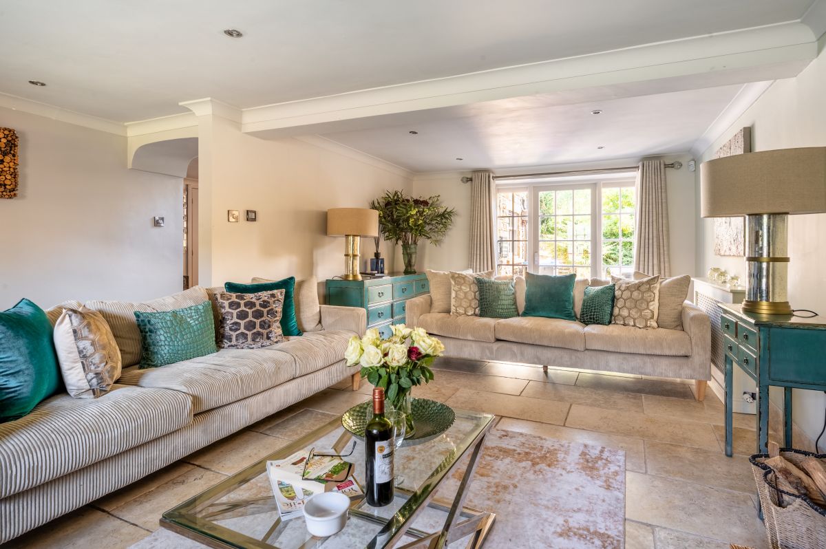 Willow House, listing photograph 8
