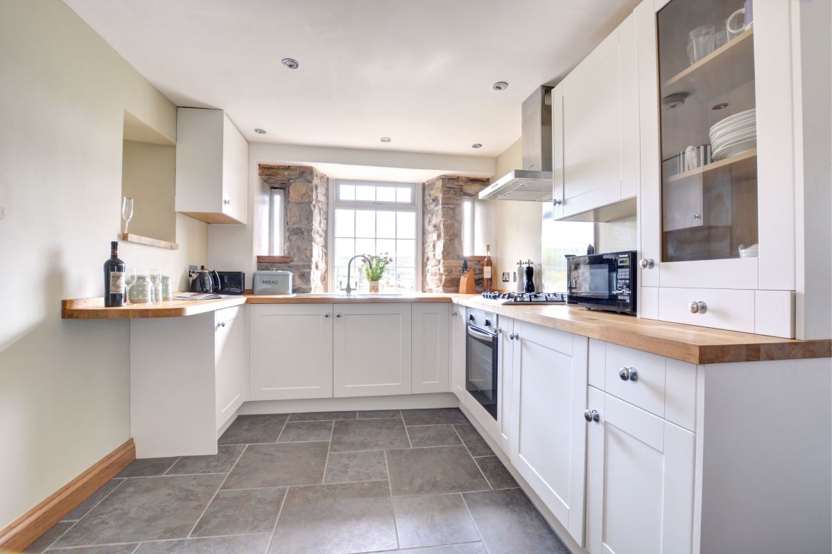 Blades Cottage, listing photograph 4
