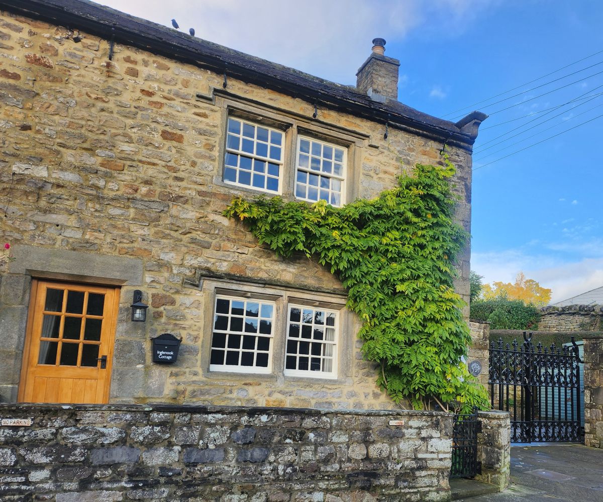 Inglenook Cottage - Leyburn, listing photograph 3
