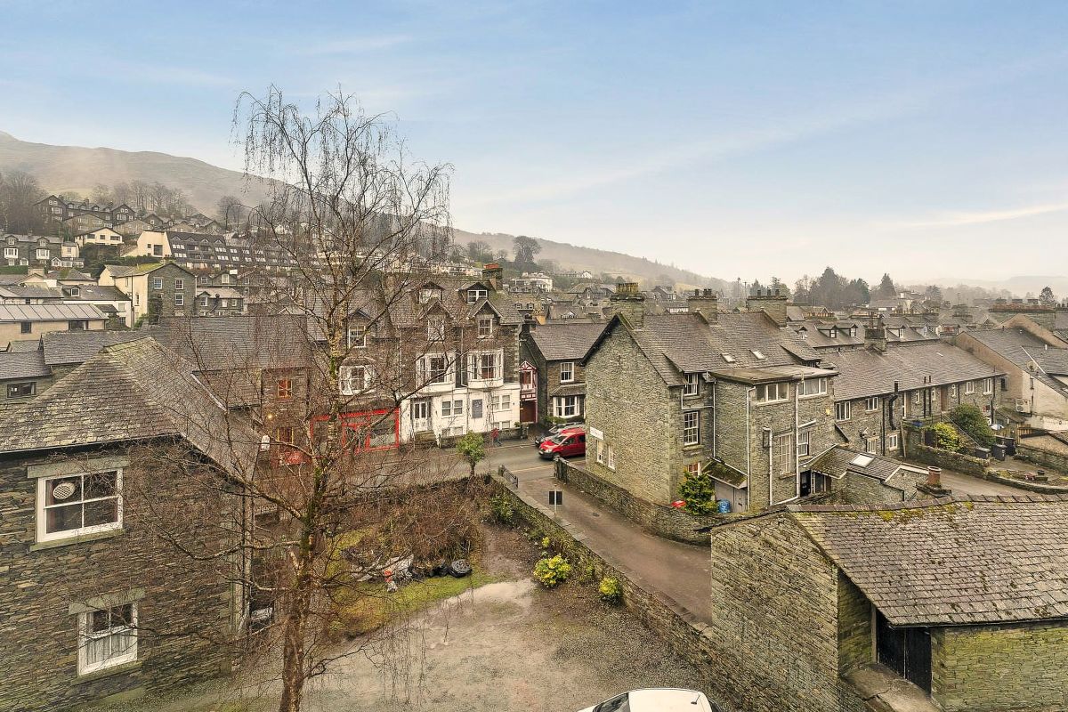 3 Swiss Villas, listing photograph 7