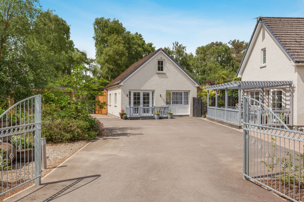 Woodside Cottage, listing photograph 7