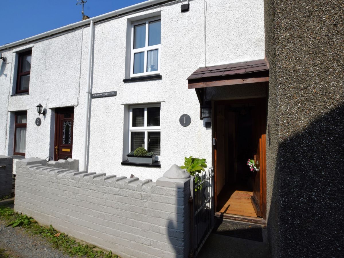 The Llyn Retreat