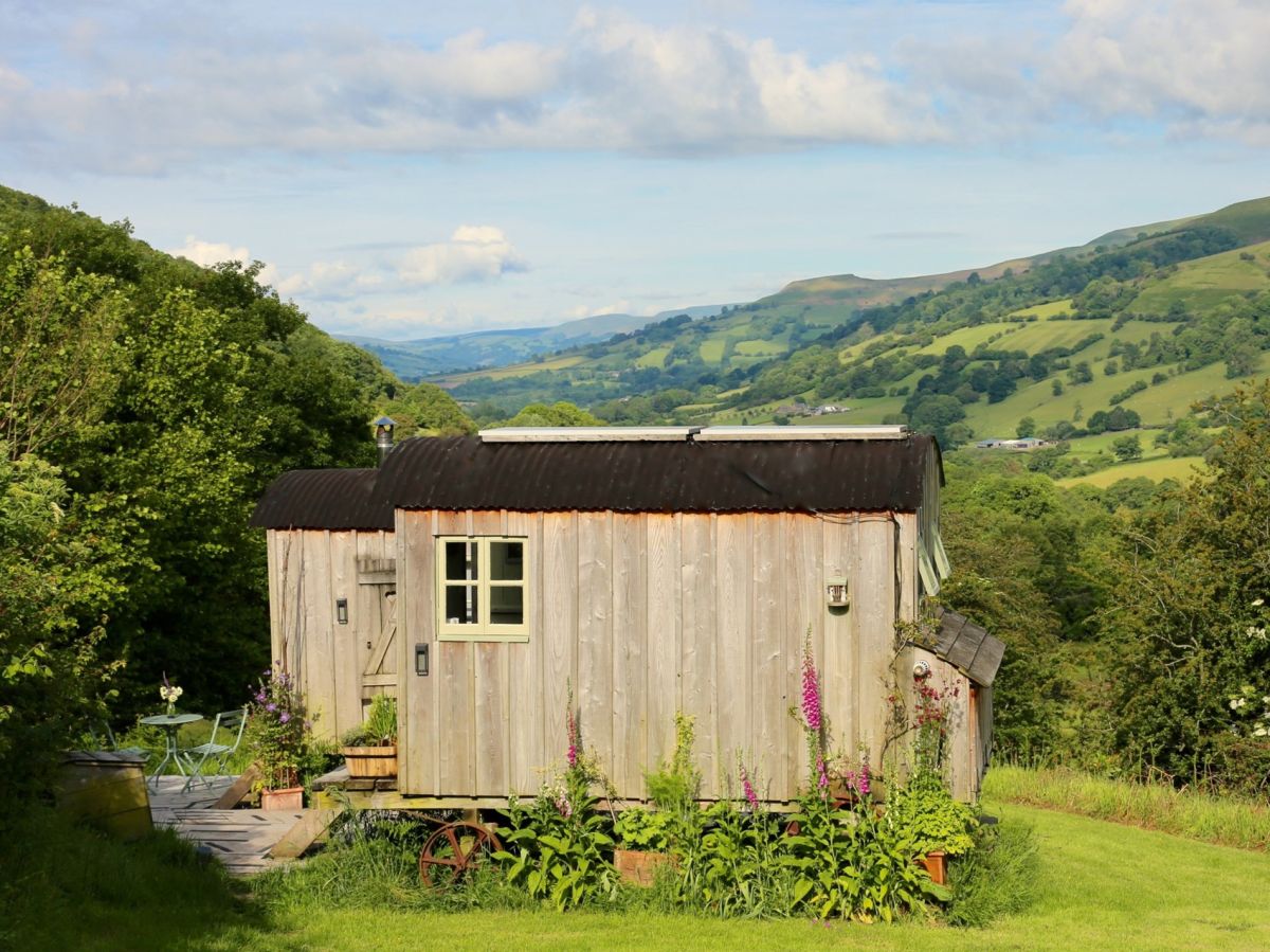 Bluebell Shepherd Huts, listing photograph 5