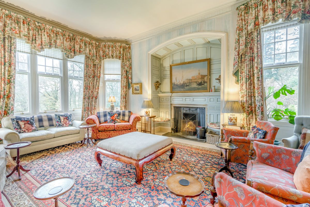 The Manor, listing photograph 5