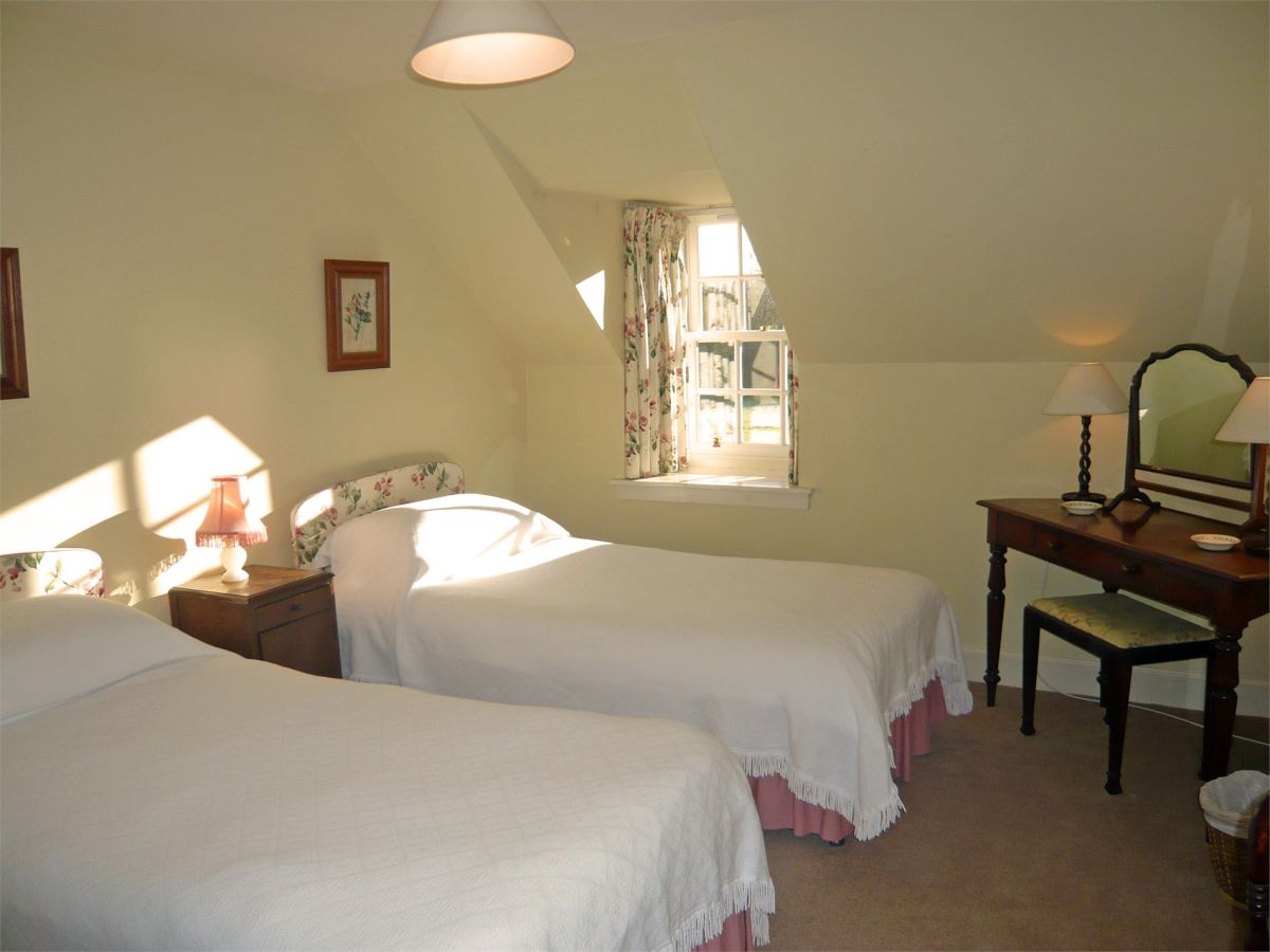 Fassfern Cottage, listing photograph 7