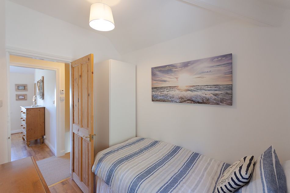 Cara Cottage, listing photograph 12
