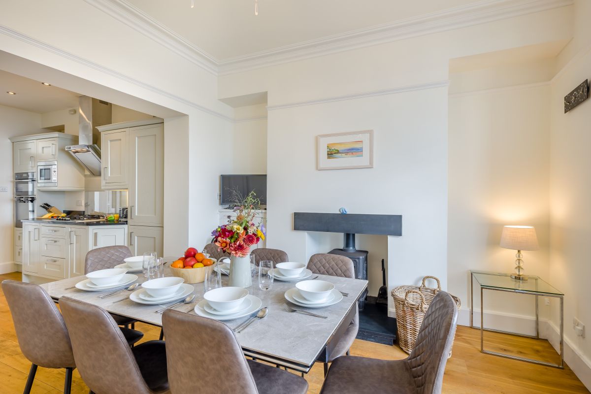 2 Glandwr, listing photograph 7