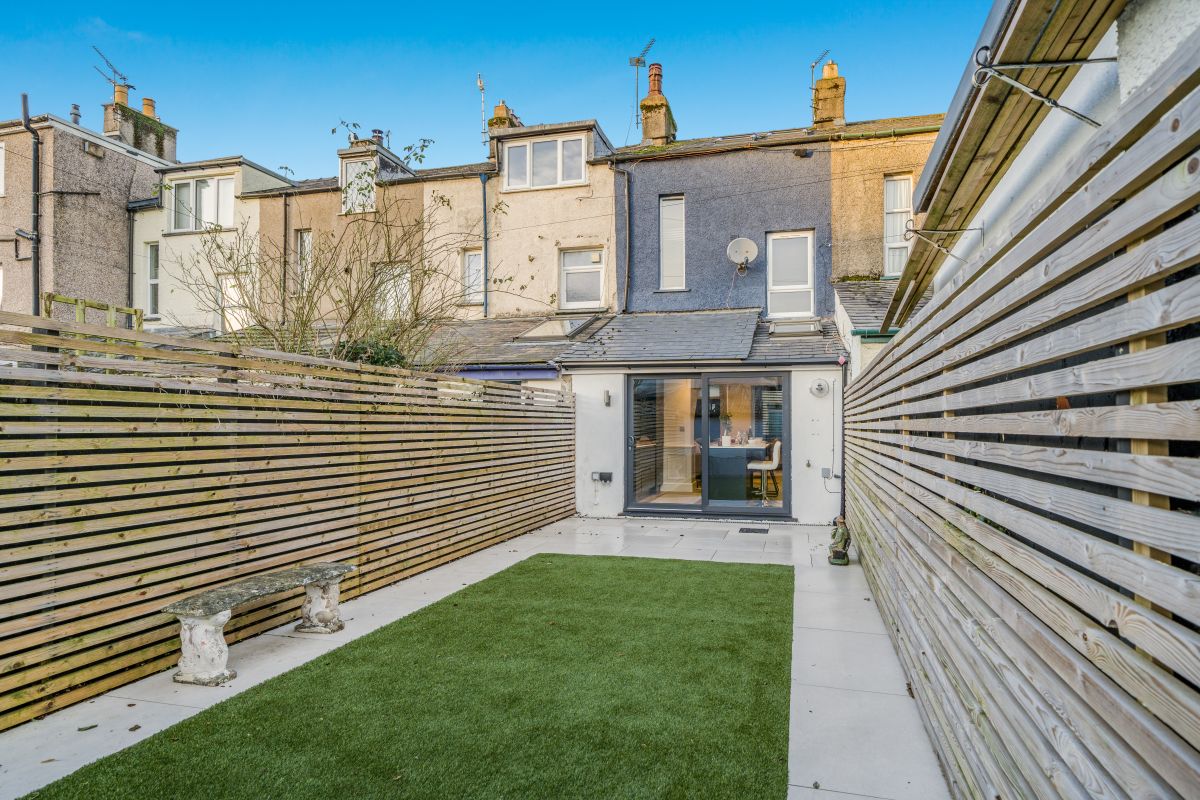 May Townhouse, listing photograph 9