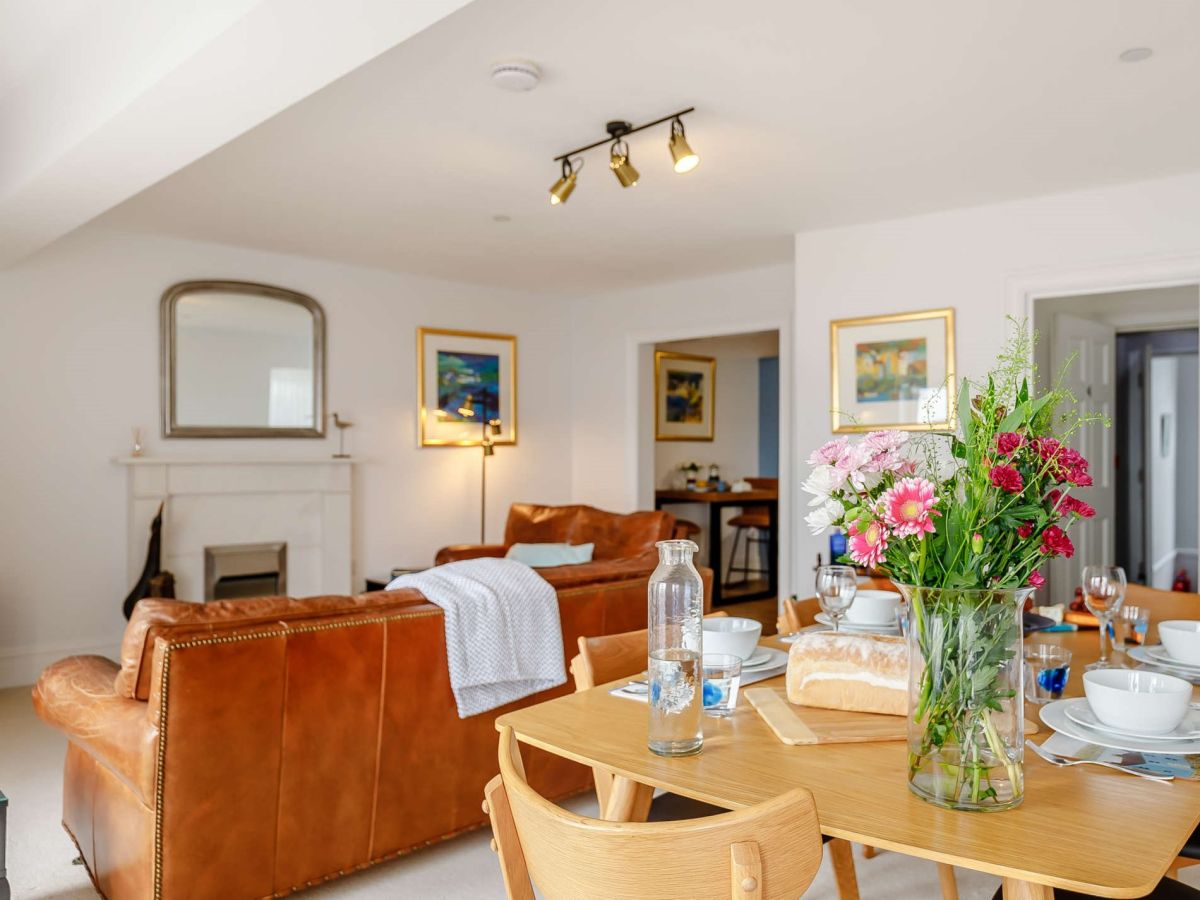 The Westhaven Penthouse, listing photograph 6