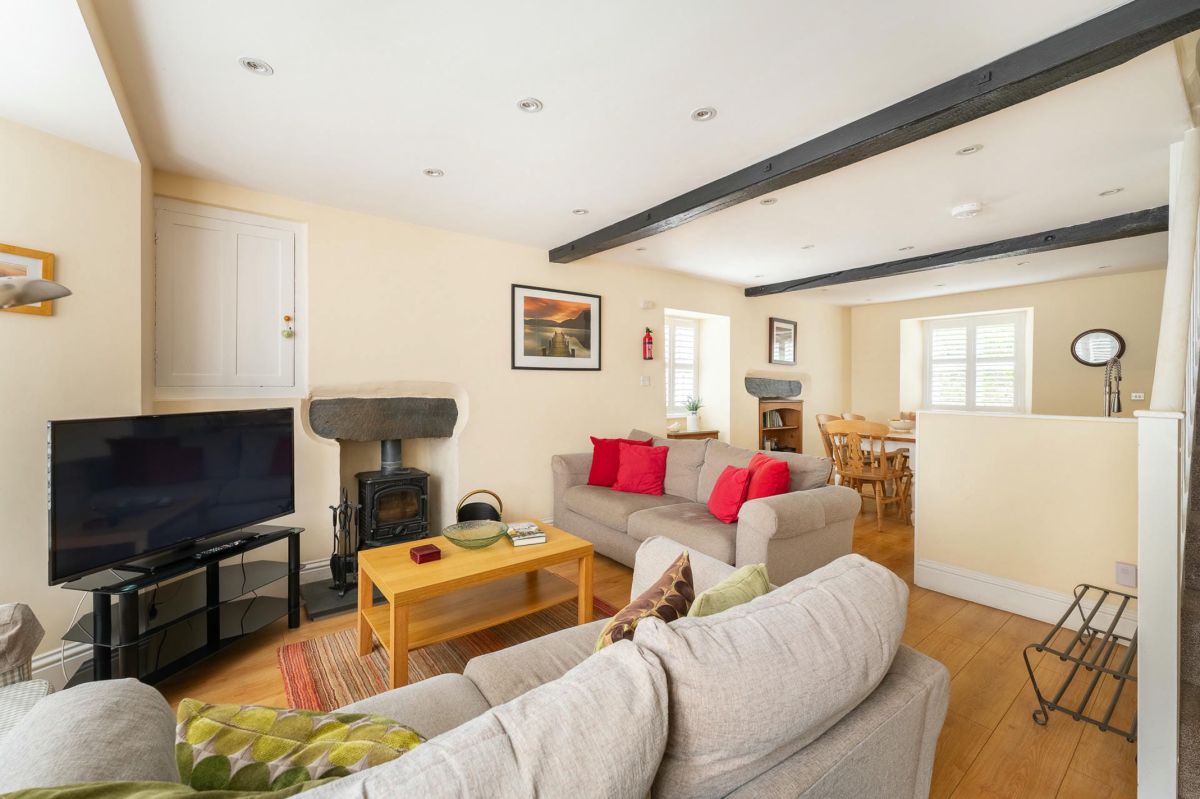 The Nook, listing photograph 5