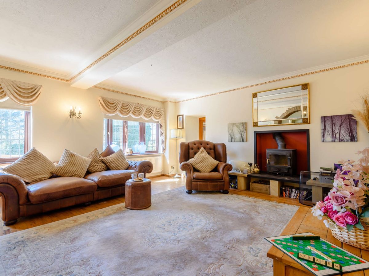 Southwood Chase, listing photograph 5
