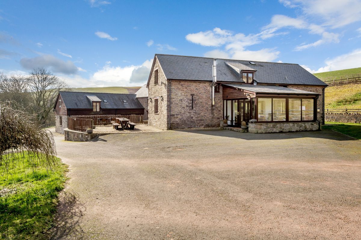 Beacons View Farm Cottages, listing photograph 3