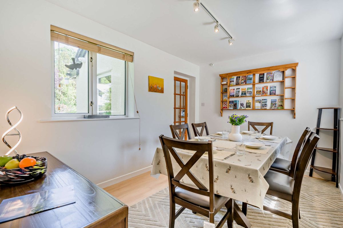 Lakeview Vista, listing photograph 10