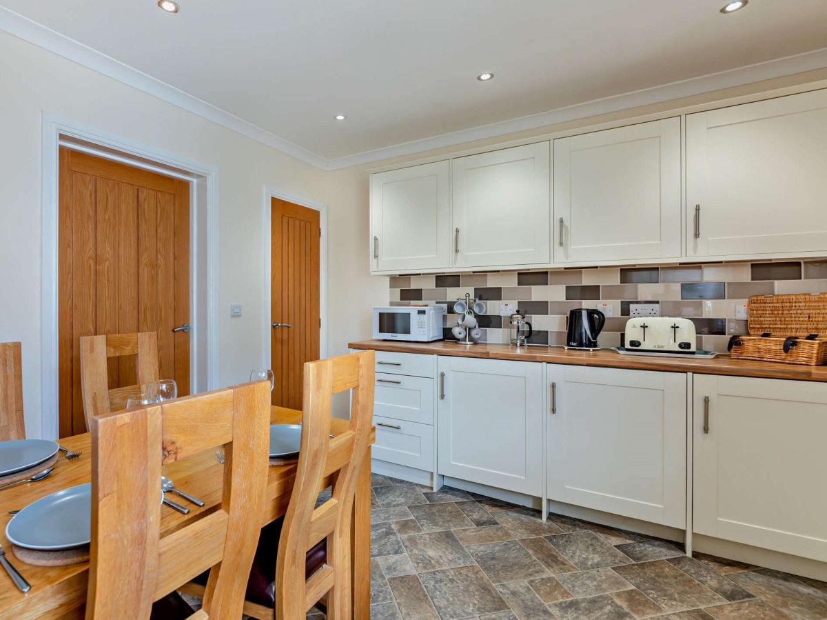 4 Catherine Cottages, listing photograph 7