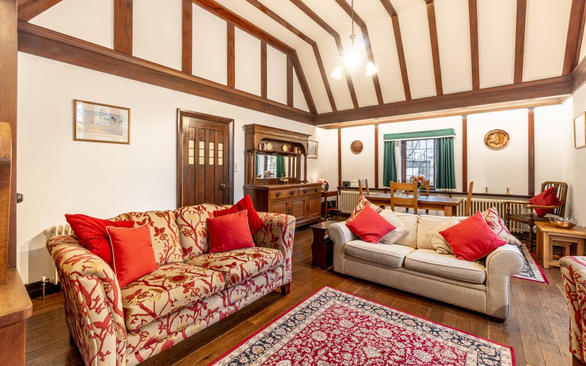 White Gables, listing photograph 8