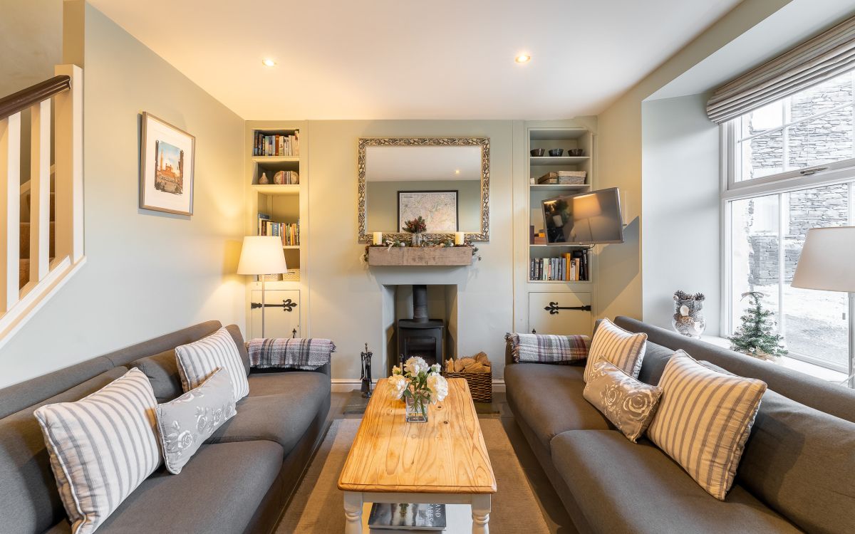 Lily Tarn Cottage, listing photograph 7