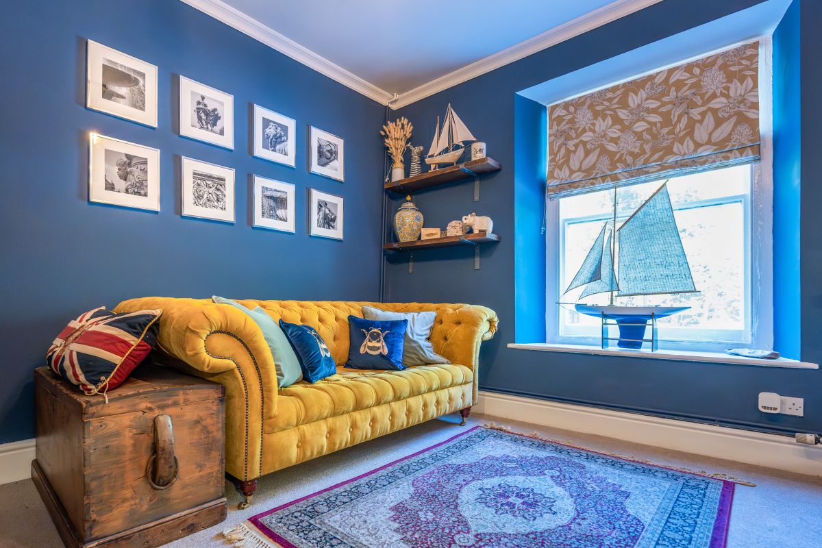 Riverside Escape, listing photograph 10