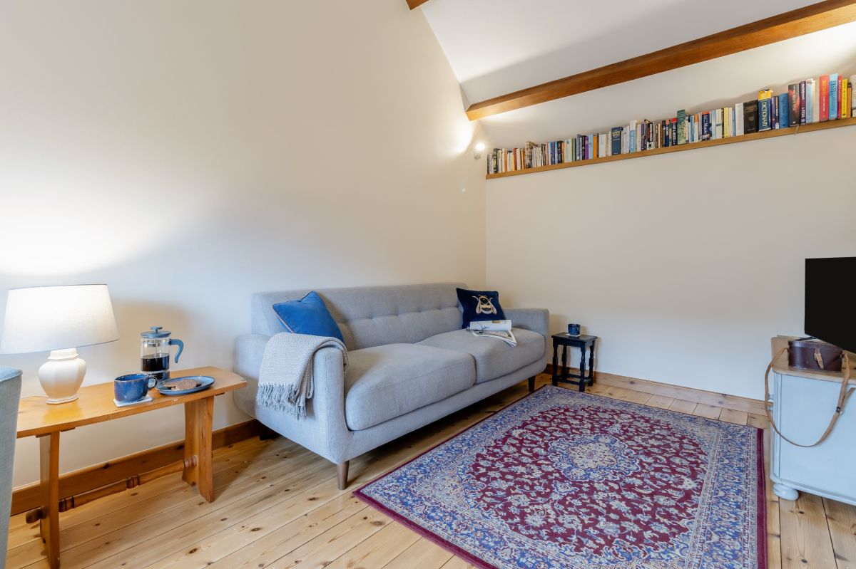 Coach House Cottage, listing photograph 4