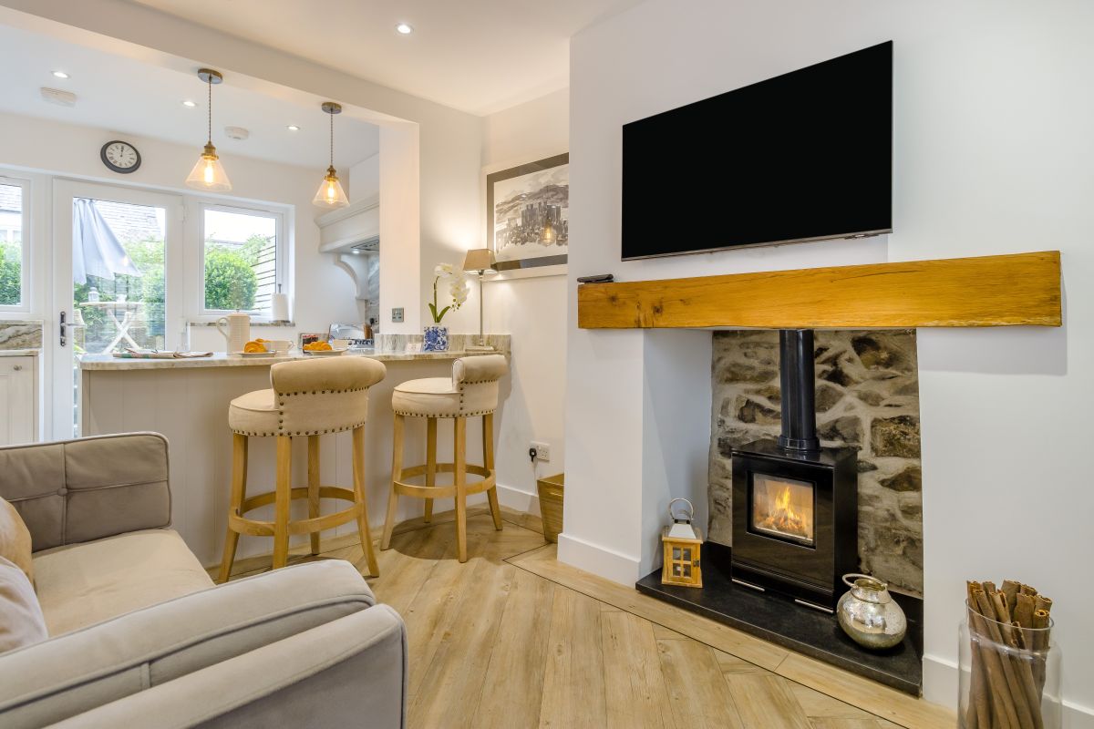 8 Crown Lane, listing photograph 6