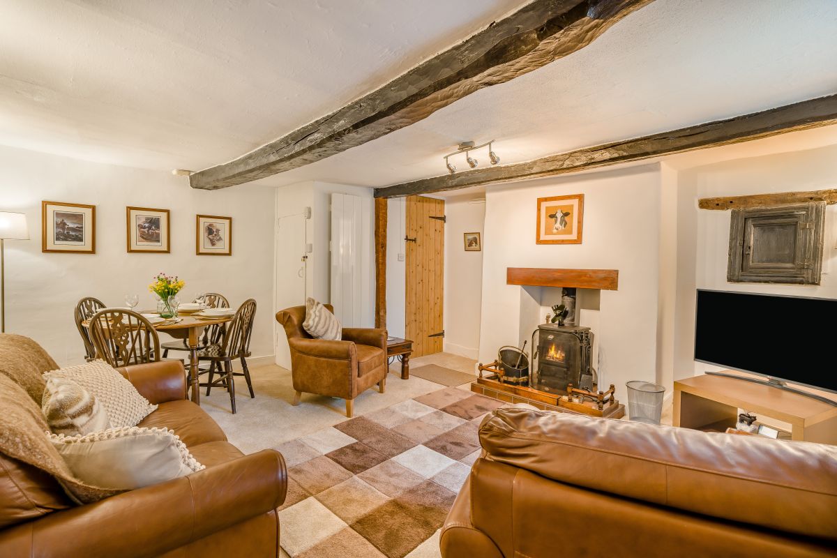 St. Annes Cottage, listing photograph 2