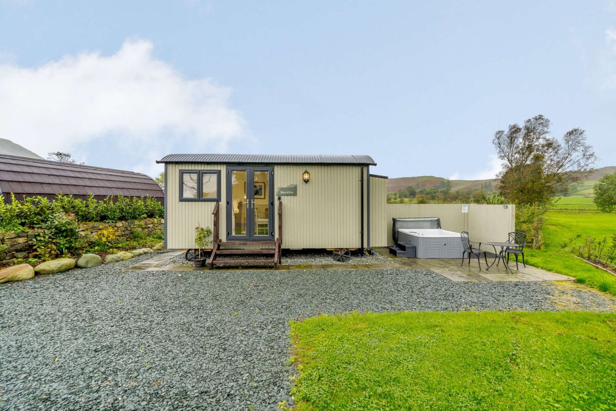 Blencathra Shepherds Hut