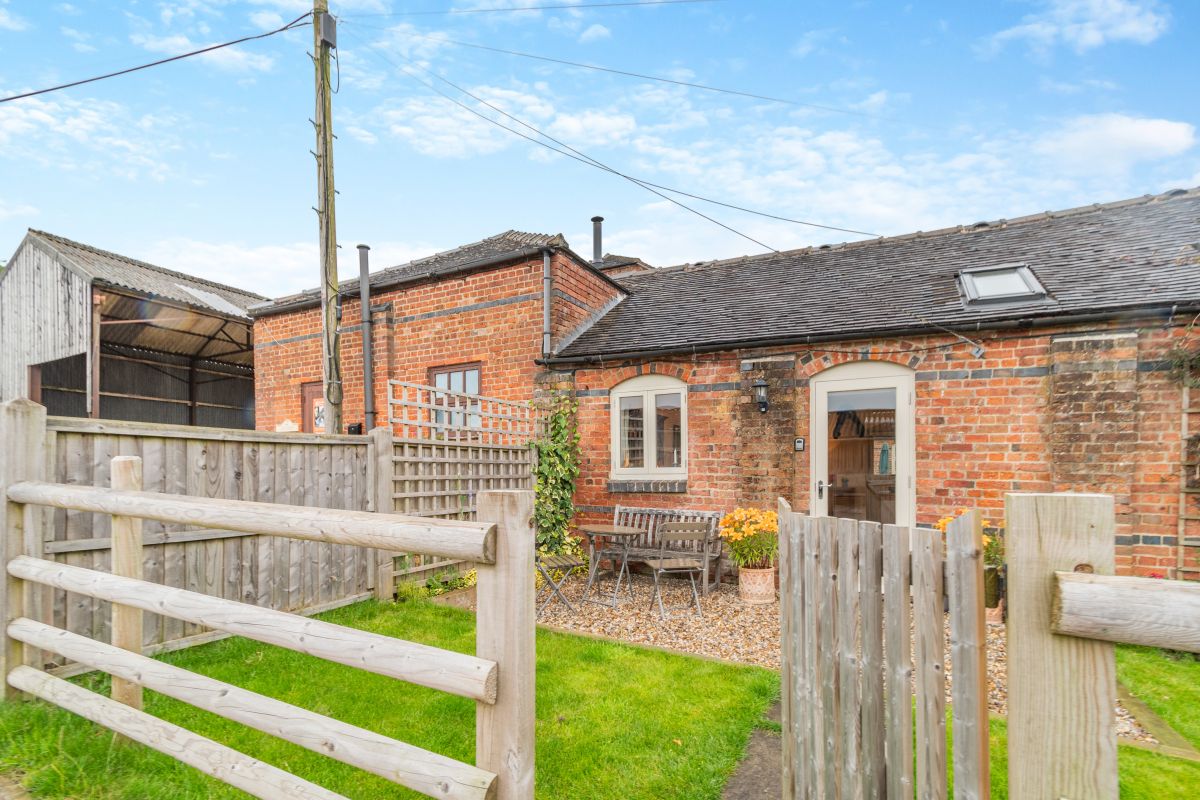 The Saddlery - Turnditch, listing photograph 3
