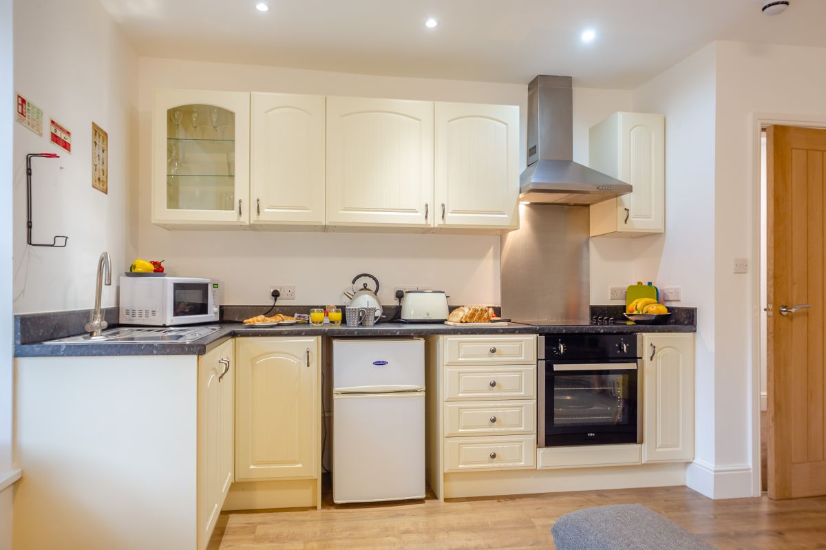 Fairy Glen Apt Two, listing photograph 10