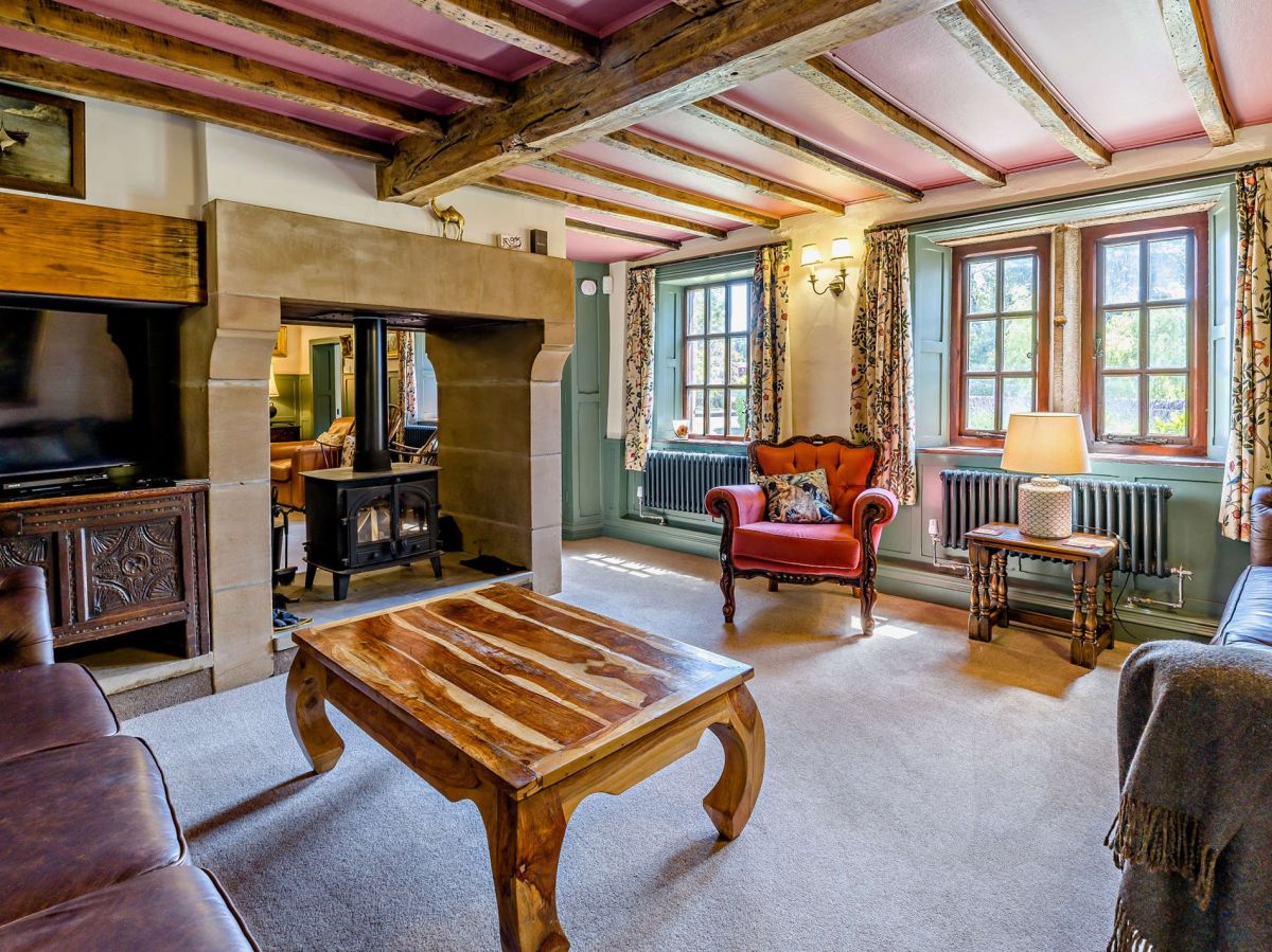 Old Beams, listing photograph 4