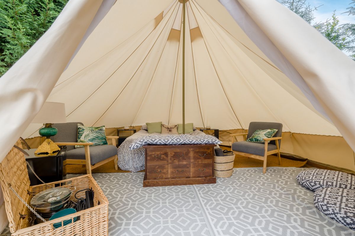 The Goose Tent, listing photograph 8