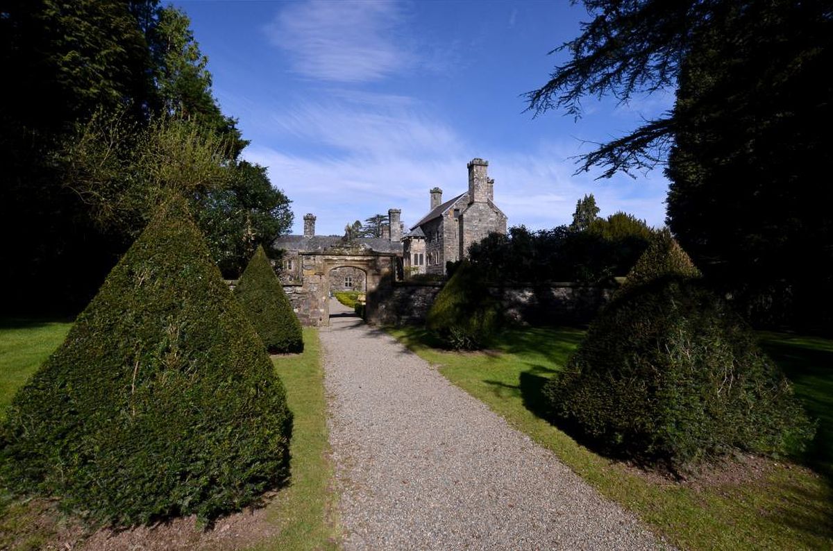 The Gatehouse, listing photograph 10
