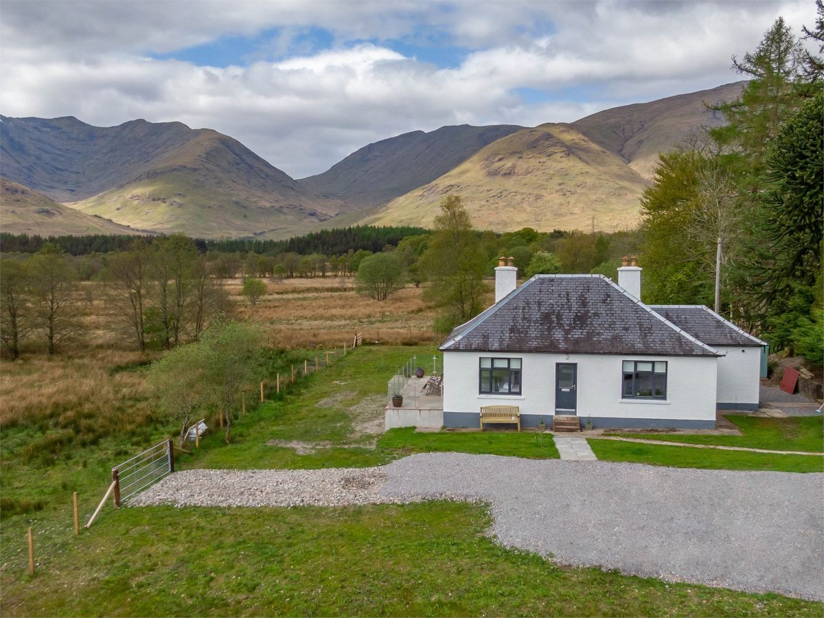 Tigh Na Abhainn Croft
