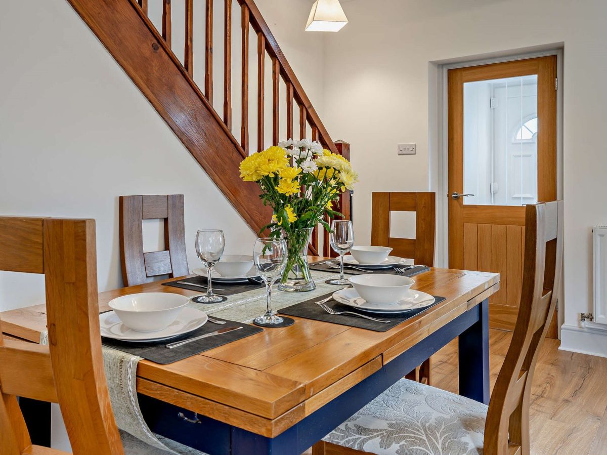 Dan-y-crug Farmhouse, listing photograph 9