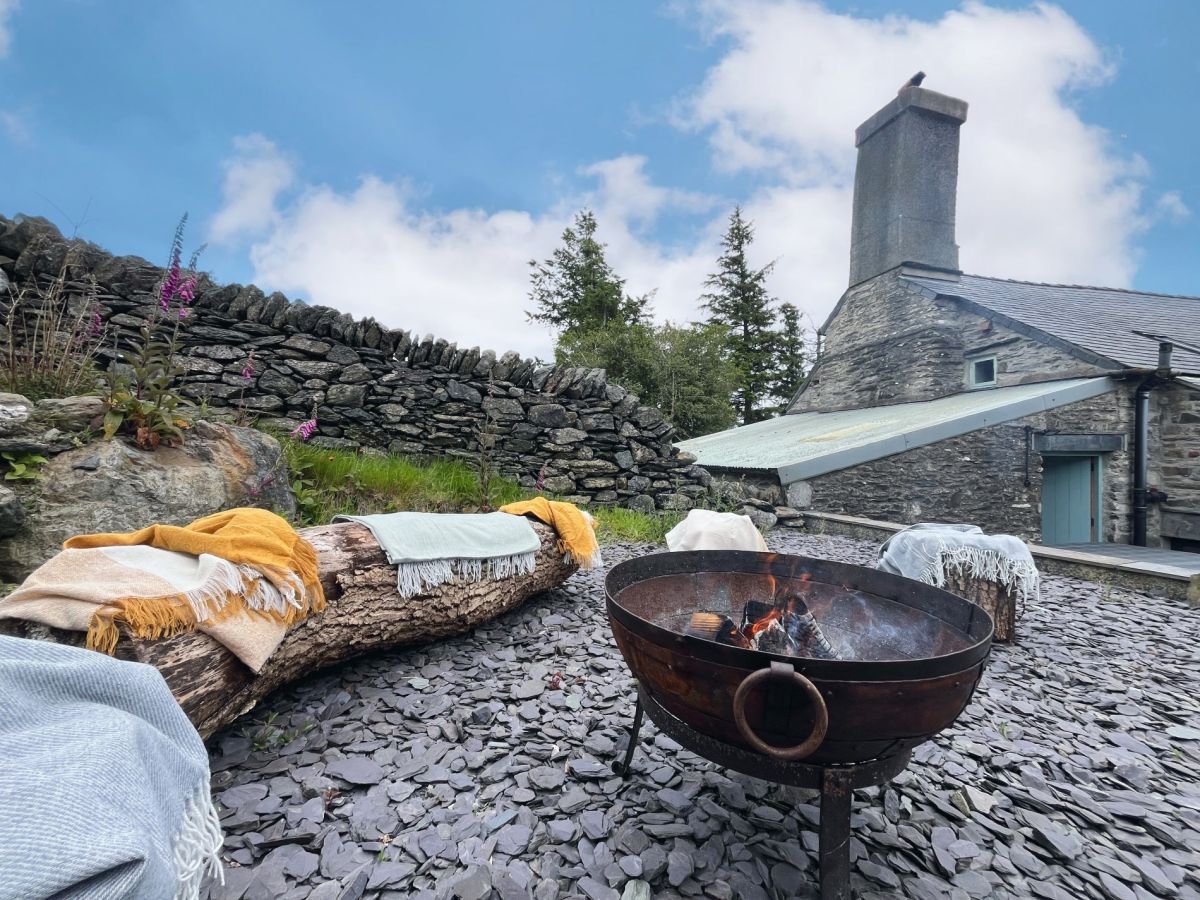 Medieval Farmhouse, listing photograph 10