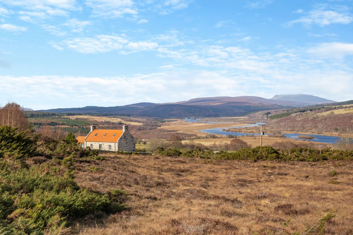 Wester Achnahanat Cottage, listing photograph 3